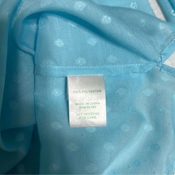 Lilly Pulitzer L Elsa Light Blue Swiss Polka Dot Long Sleeve 3 Button Ruffle Top - Picture 9 of 12